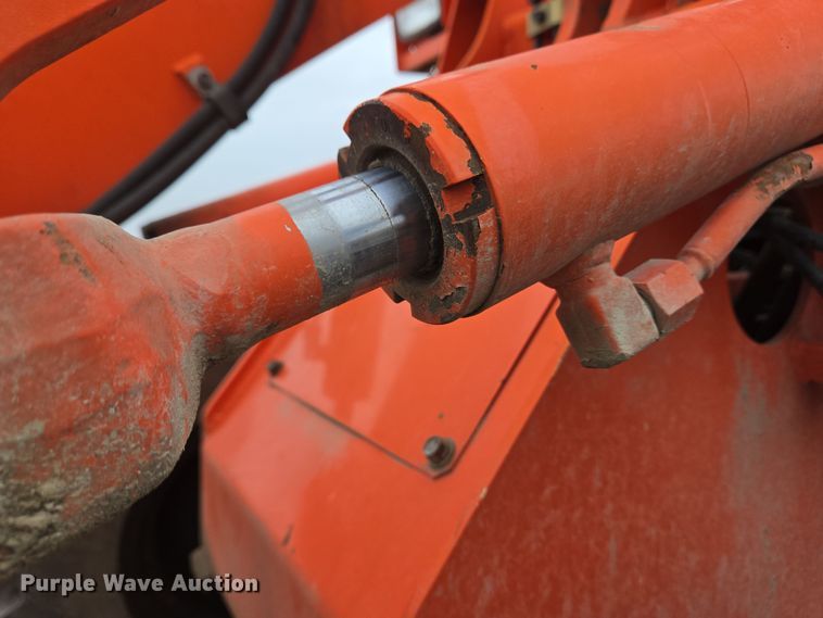 image for item EM6016 2003 Kubota R420 wheel loader