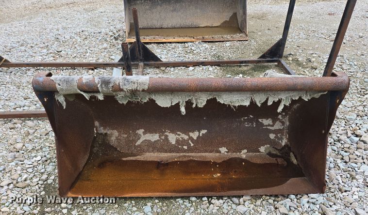 image for item EM6016 2003 Kubota R420 wheel loader