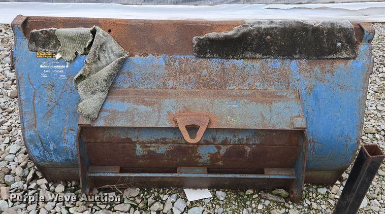 image for item EM6016 2003 Kubota R420 wheel loader