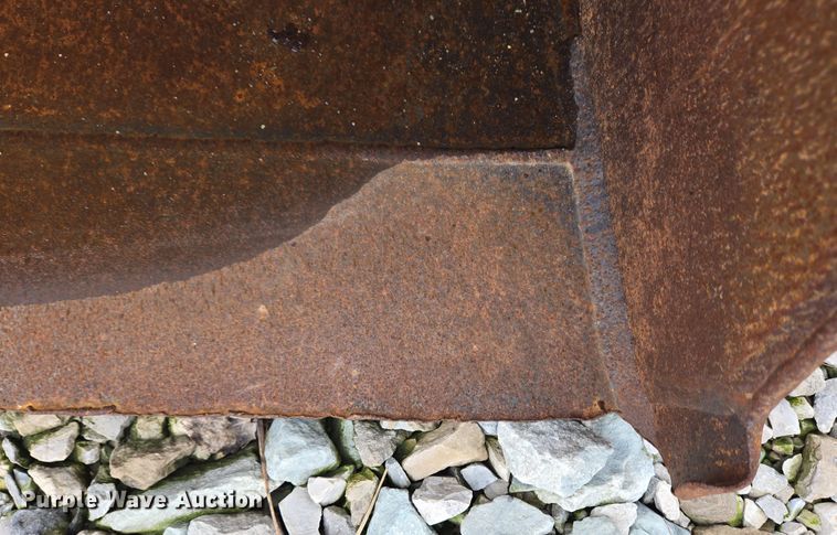 image for item EM6016 2003 Kubota R420 wheel loader