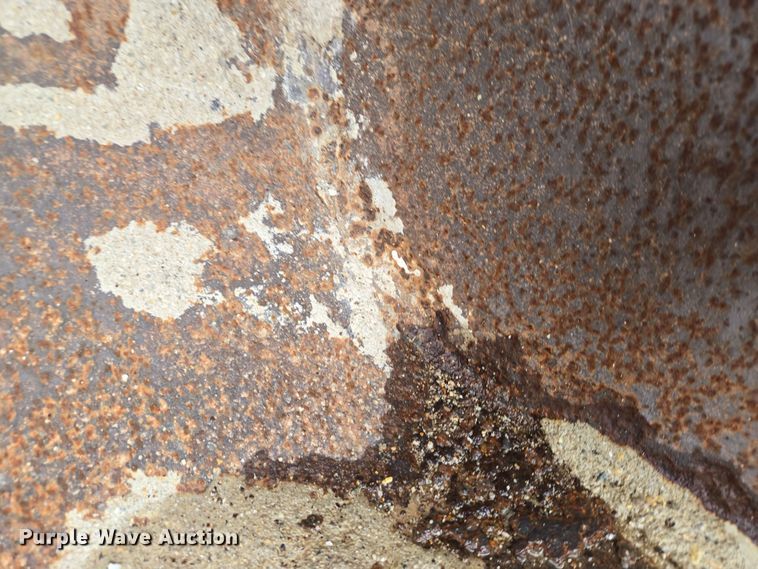 image for item EM6016 2003 Kubota R420 wheel loader