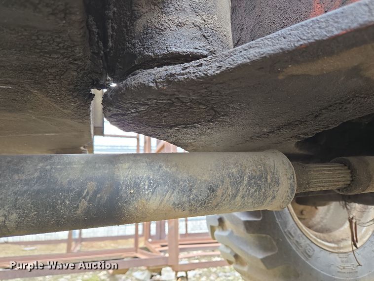 image for item EM6017 1998 Kubota R420 wheel loader