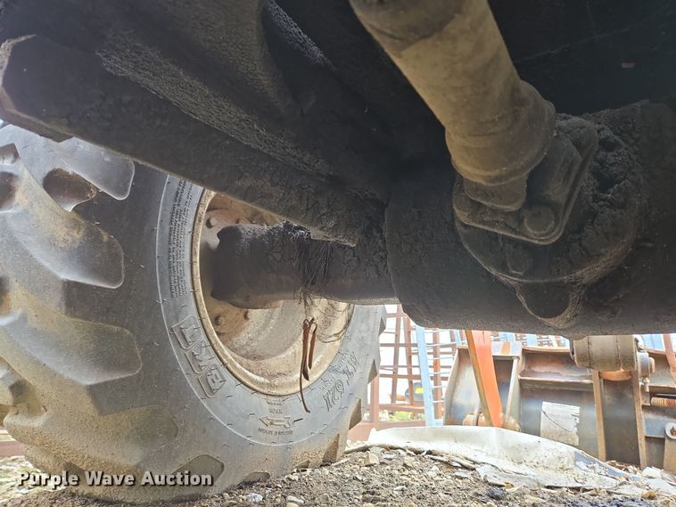 image for item EM6017 1998 Kubota R420 wheel loader