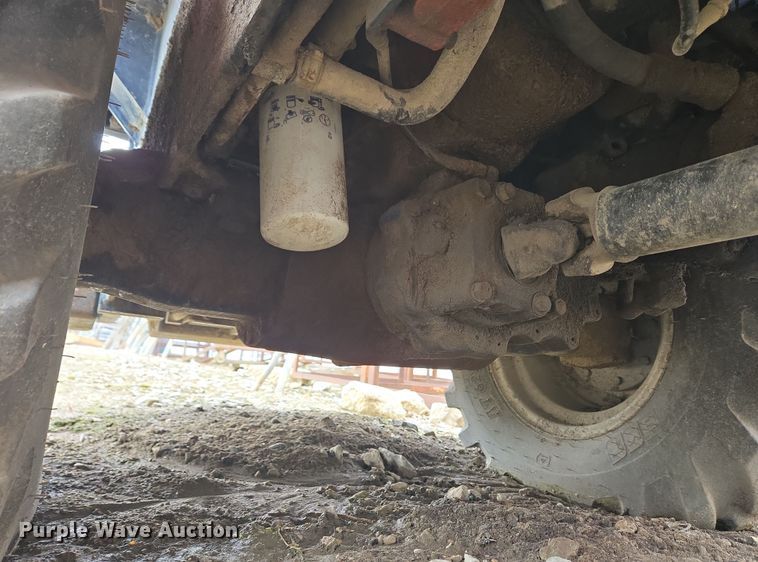 image for item EM6017 1998 Kubota R420 wheel loader