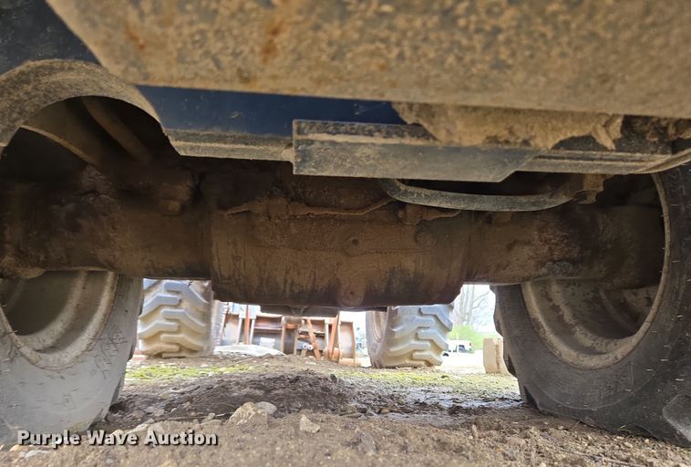 image for item EM6017 1998 Kubota R420 wheel loader