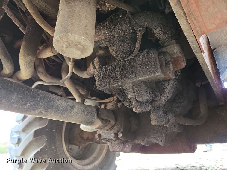 image for item EM6017 1998 Kubota R420 wheel loader