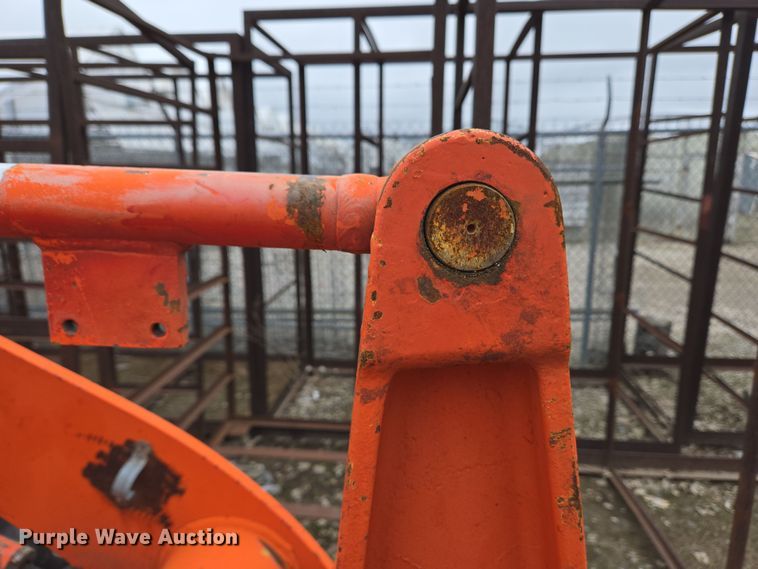 image for item EM6017 1998 Kubota R420 wheel loader