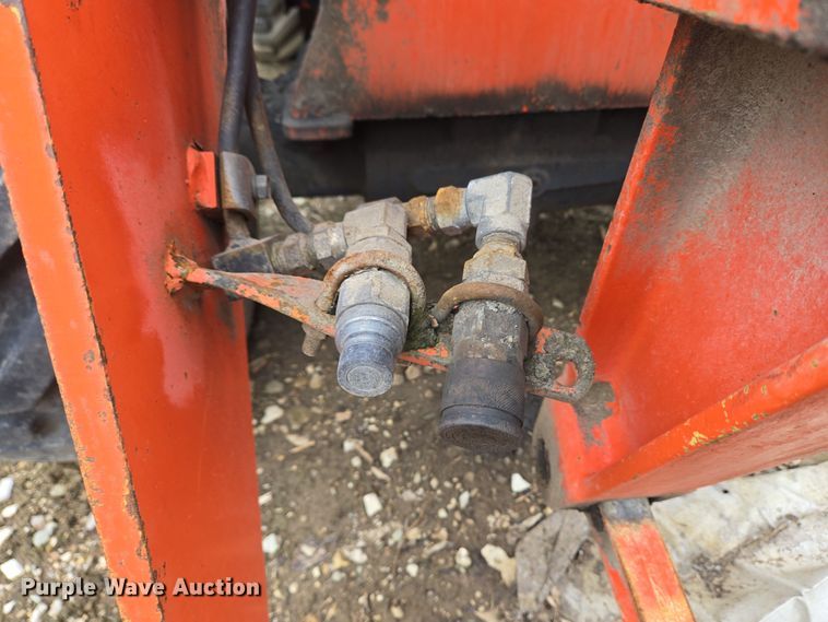 image for item EM6017 1998 Kubota R420 wheel loader