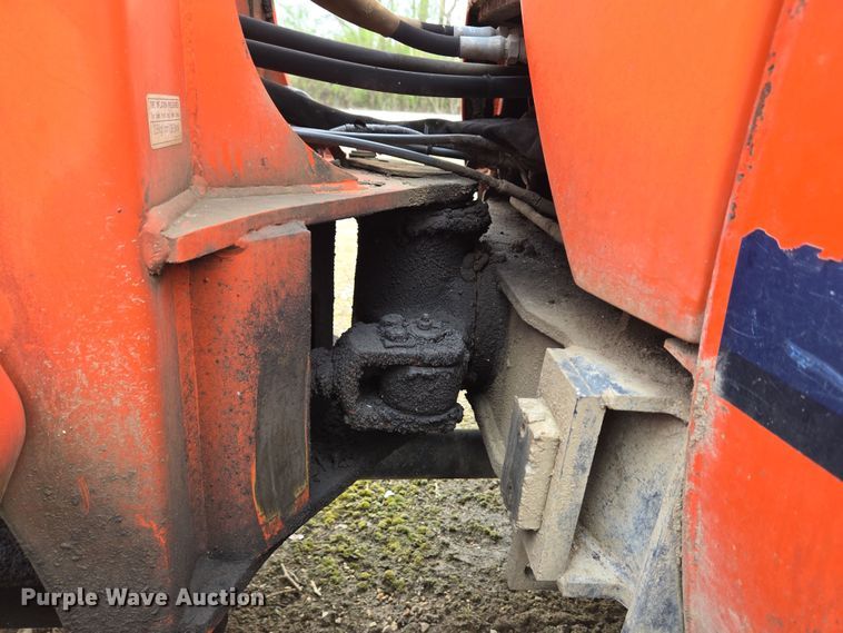 image for item EM6017 1998 Kubota R420 wheel loader