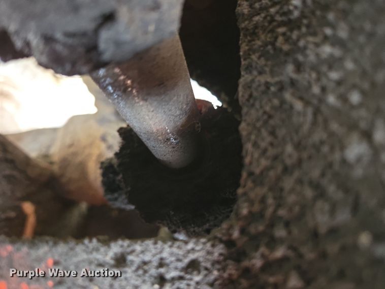 image for item EM6017 1998 Kubota R420 wheel loader