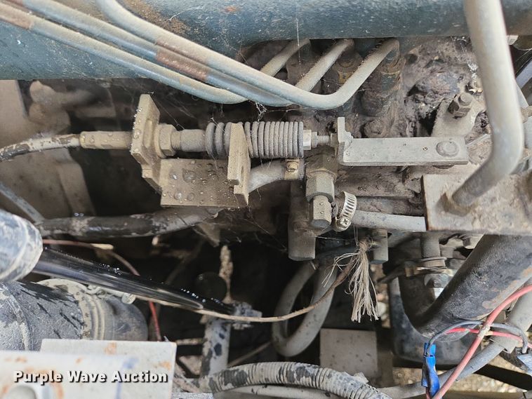 image for item EM6017 1998 Kubota R420 wheel loader