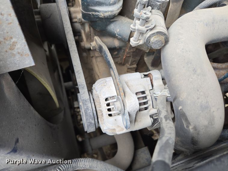 image for item EM6017 1998 Kubota R420 wheel loader