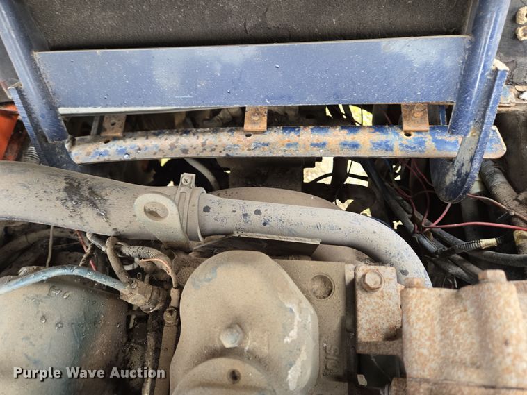 image for item EM6017 1998 Kubota R420 wheel loader