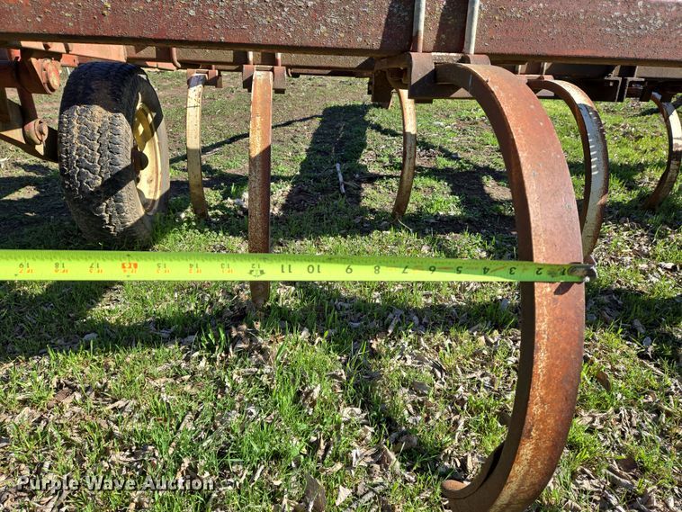 image for item EN8811 International  55 chisel