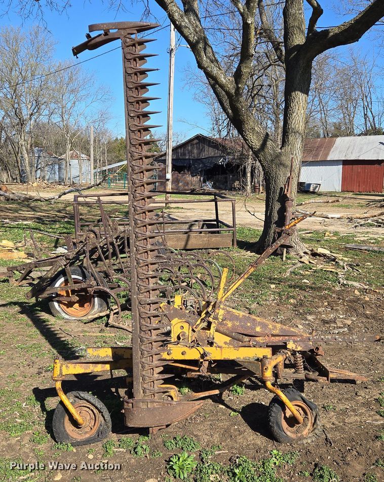 image for item EN8813 Sickle mower