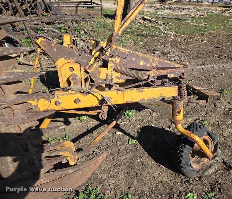 image for item EN8813 Sickle mower