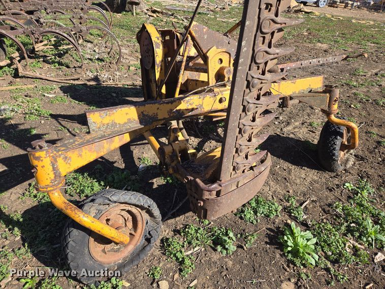 image for item EN8813 Sickle mower