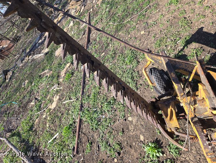 image for item EN8813 Sickle mower