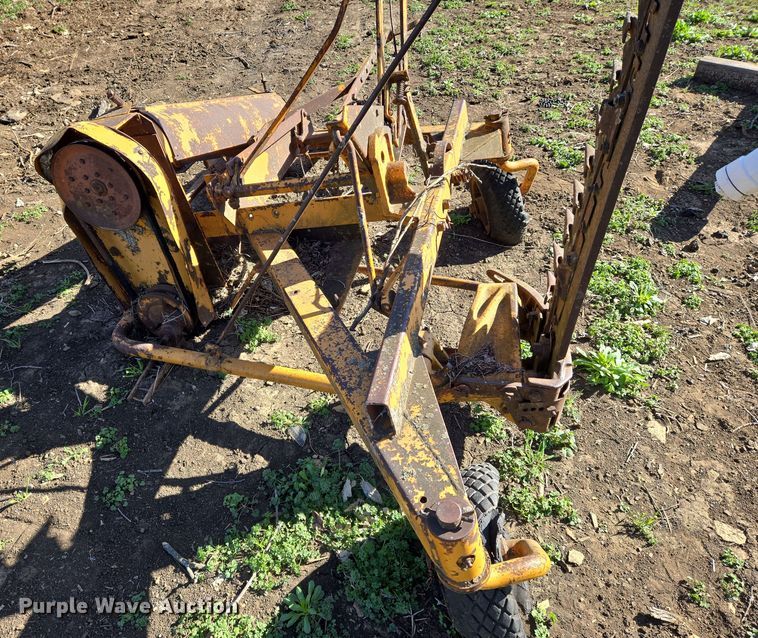 image for item EN8813 Sickle mower