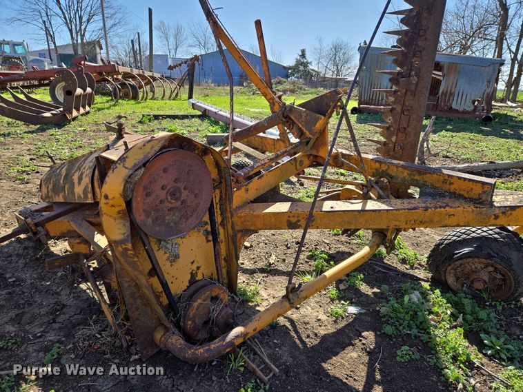 image for item EN8813 Sickle mower