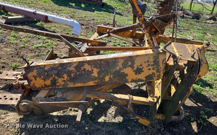 image for item EN8813 Sickle mower