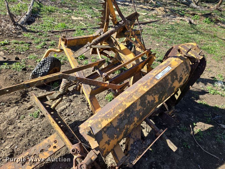 image for item EN8813 Sickle mower