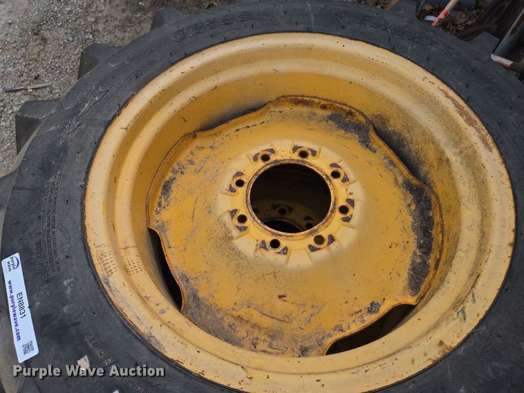 image for item EN8831 Tires and wheels