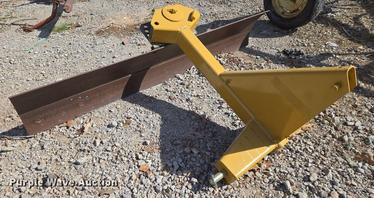 image for item EN8839 Tractor attachments