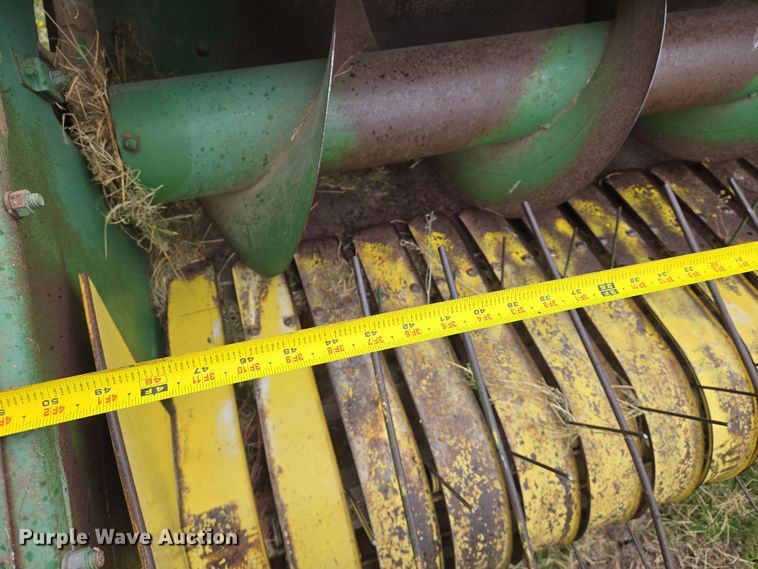 image for item EO0646 John Deere 224WS small square baler