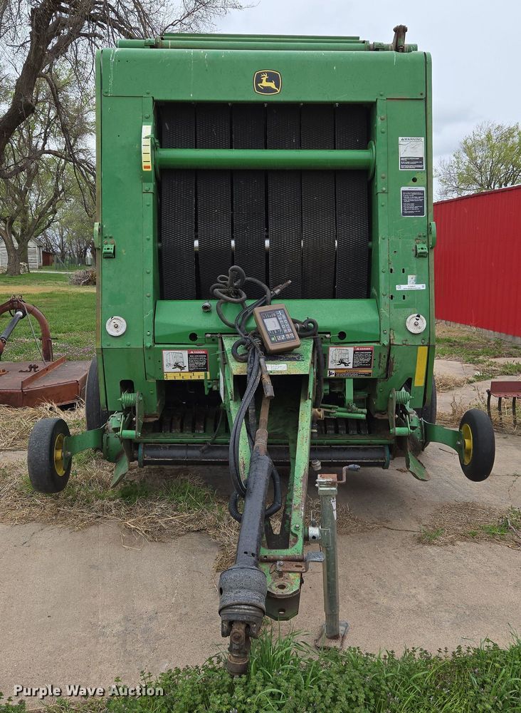 image for item EO0647 2008 John Deere 458 Megawide Plus round baler