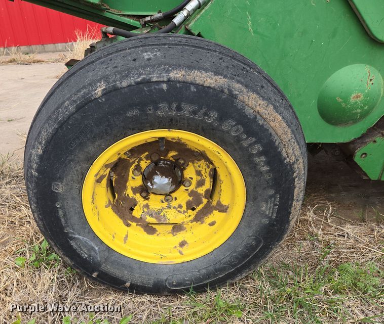 image for item EO0647 2008 John Deere 458 Megawide Plus round baler