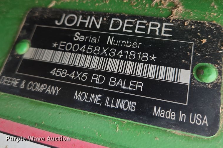 image for item EO0647 2008 John Deere 458 Megawide Plus round baler