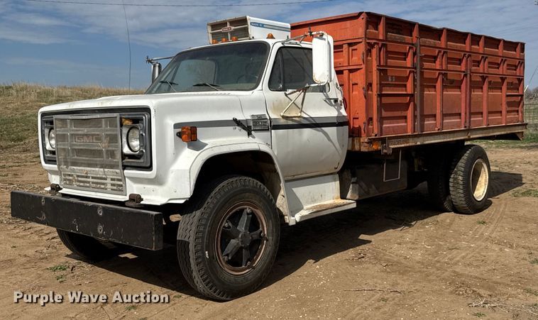 image for item EQ1257 1977 GMC 6500 Grain truck