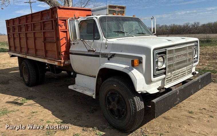 image for item EQ1257 1977 GMC 6500 Grain truck