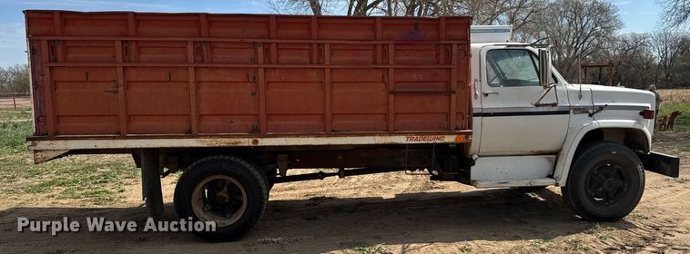 image for item EQ1257 1977 GMC 6500 Grain truck