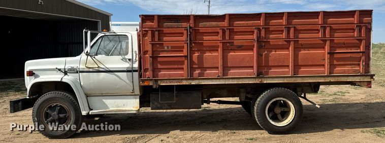image for item EQ1257 1977 GMC 6500 Grain truck
