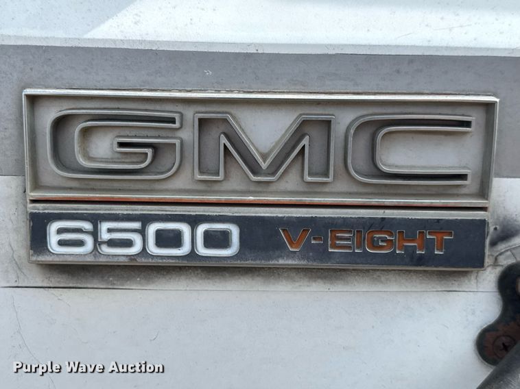 image for item EQ1257 1977 GMC 6500 Grain truck