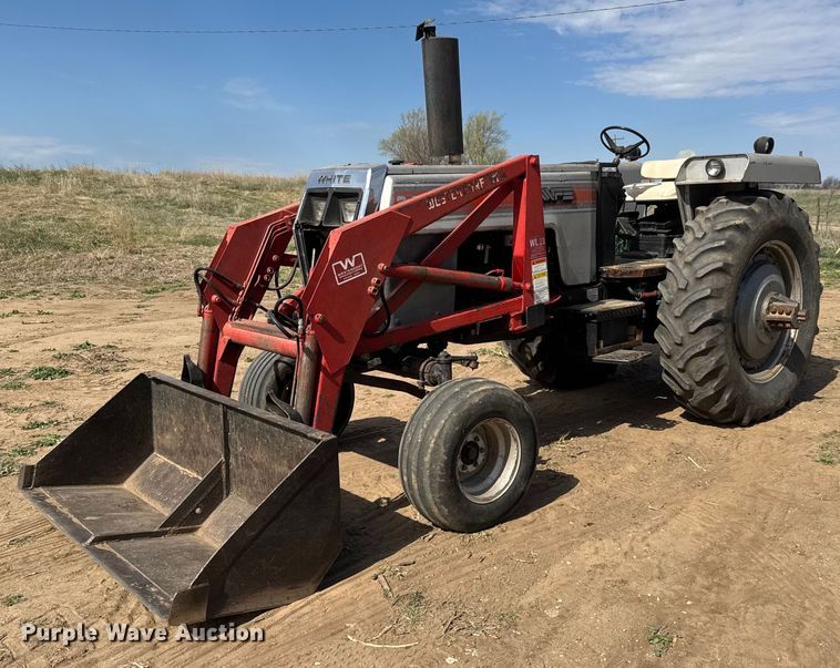 image for item EQ1258 1976 White 2-85 tractor