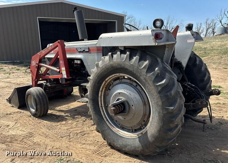 image for item EQ1258 1976 White 2-85 tractor