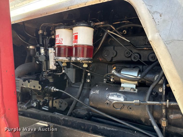 image for item EQ1258 1976 White 2-85 tractor