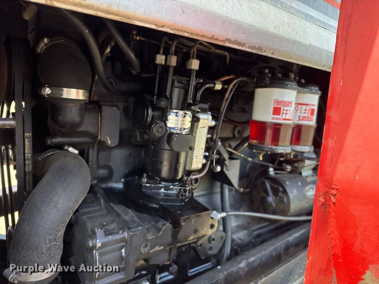 image for item EQ1258 1976 White 2-85 tractor