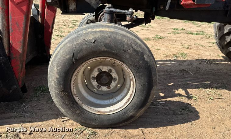 image for item EQ1258 1976 White 2-85 tractor