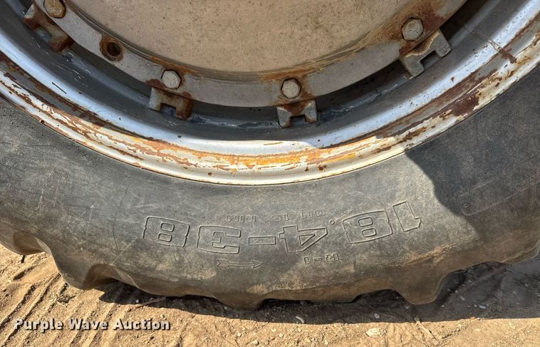 image for item EQ1258 1976 White 2-85 tractor