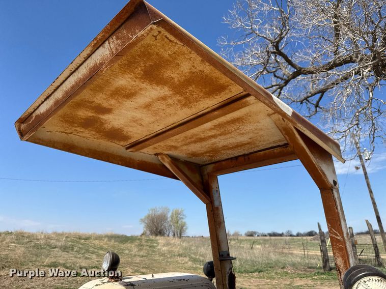 image for item EQ1259 1974 David Brown 1210 tractor