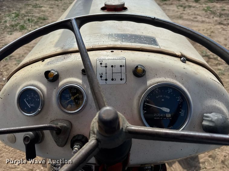 image for item EQ1259 1974 David Brown 1210 tractor