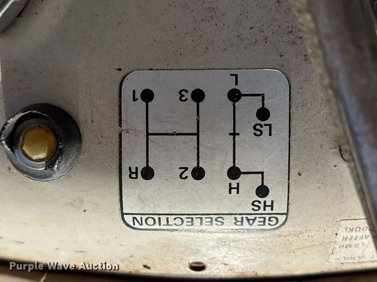 image for item EQ1259 1974 David Brown 1210 tractor