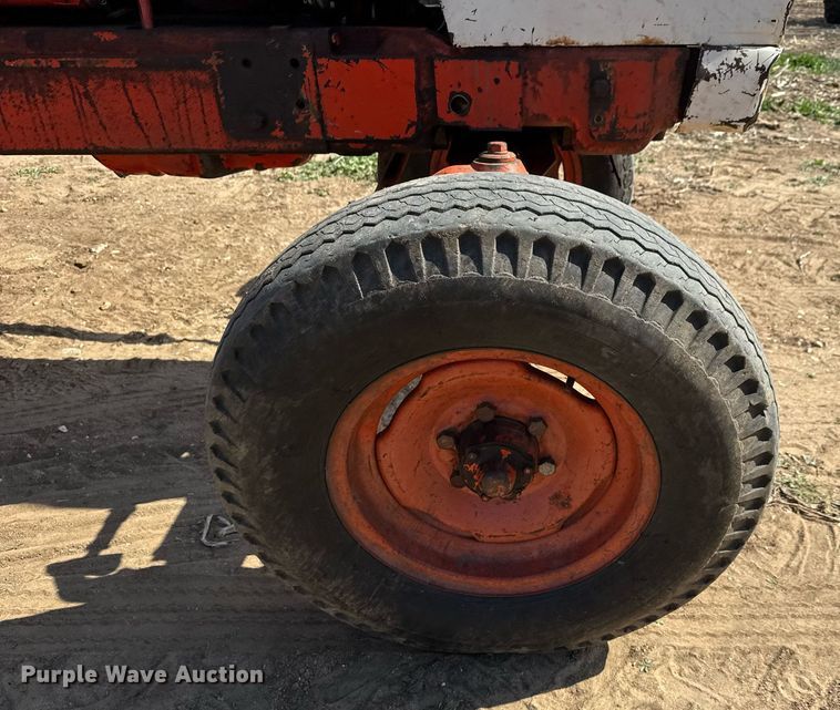 image for item EQ1259 1974 David Brown 1210 tractor