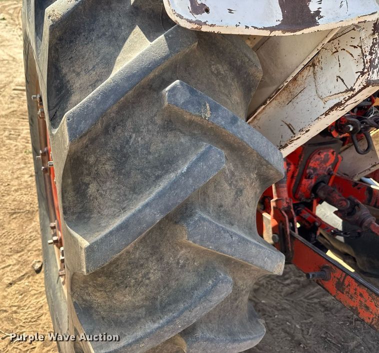 image for item EQ1259 1974 David Brown 1210 tractor