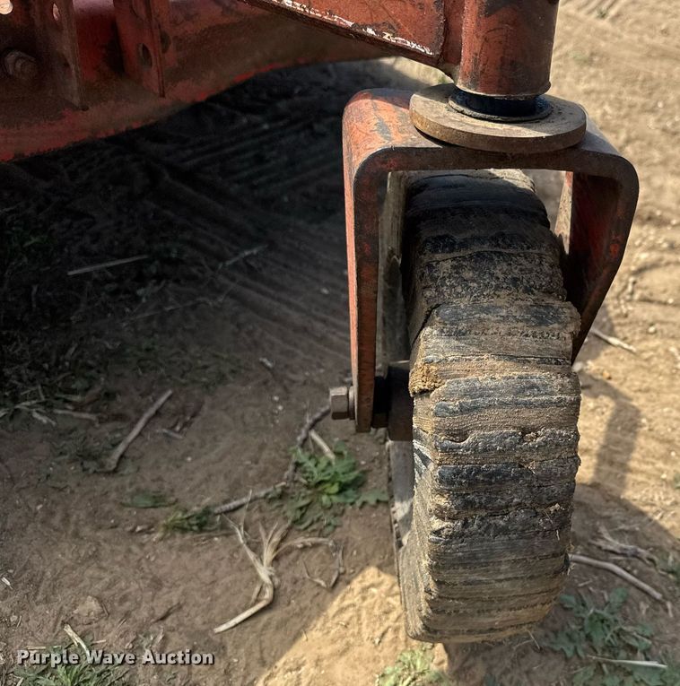 image for item EQ1259 1974 David Brown 1210 tractor