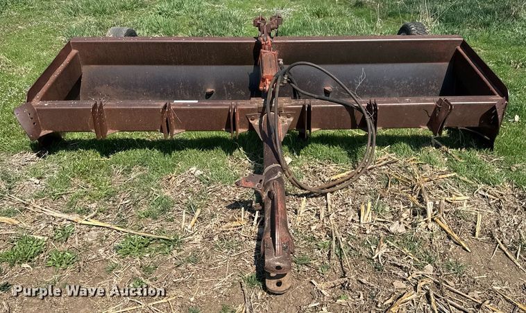 image for item EQ1261 10' W box blade